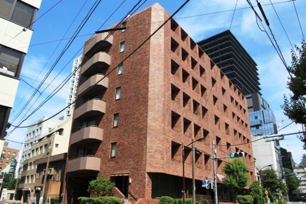 ロイヤル赤坂サルーン